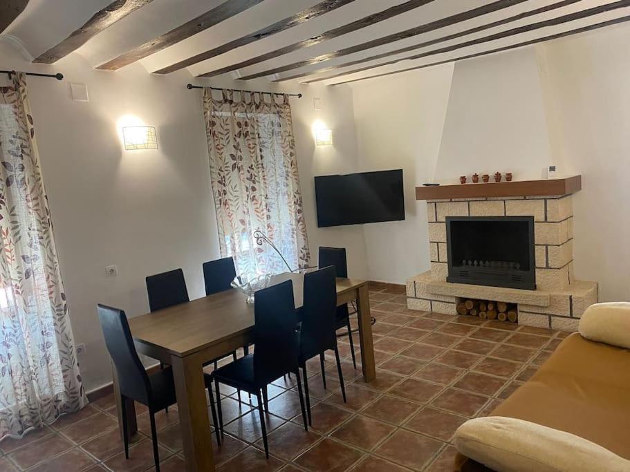 Graja de IniestaAgradable Casa Con Chimenea Interior Y Barbacoa.别墅 外观 照片